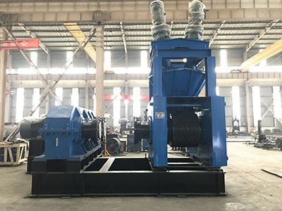 大面積的廠房倉(cāng)庫(kù)